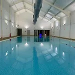 Rosies, The Bay, 2 Bedrooms With Ensuites, Parking For 2 Cars, 2 Dogs Welcome