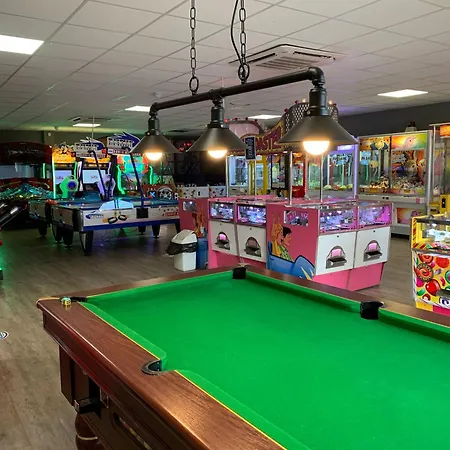 Rosies, The Bay, 2 Bedrooms With Ensuites, Parking For 2 Cars, 2 Dogs Welcome Ferienhaus Filey